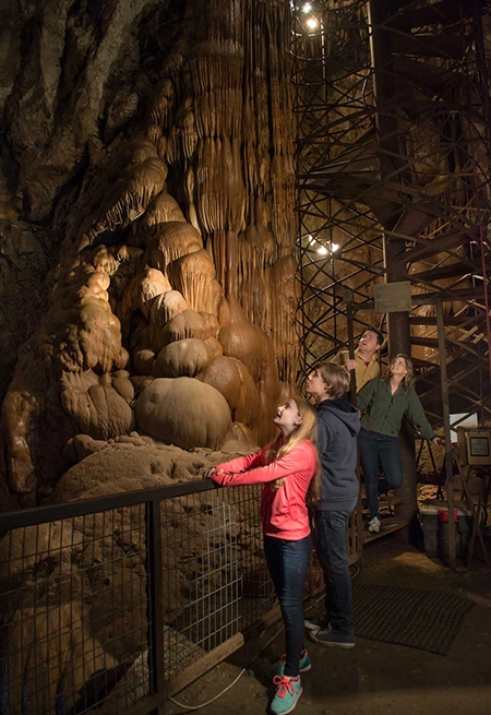 vallecito-ca-moaning-cavern-adventure-tours